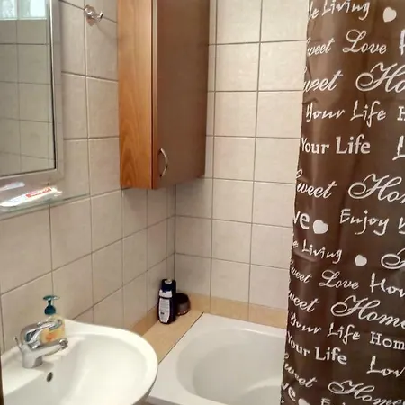 Cozy 1 Bed/pool Near To The Beach Apartamento Voroklini